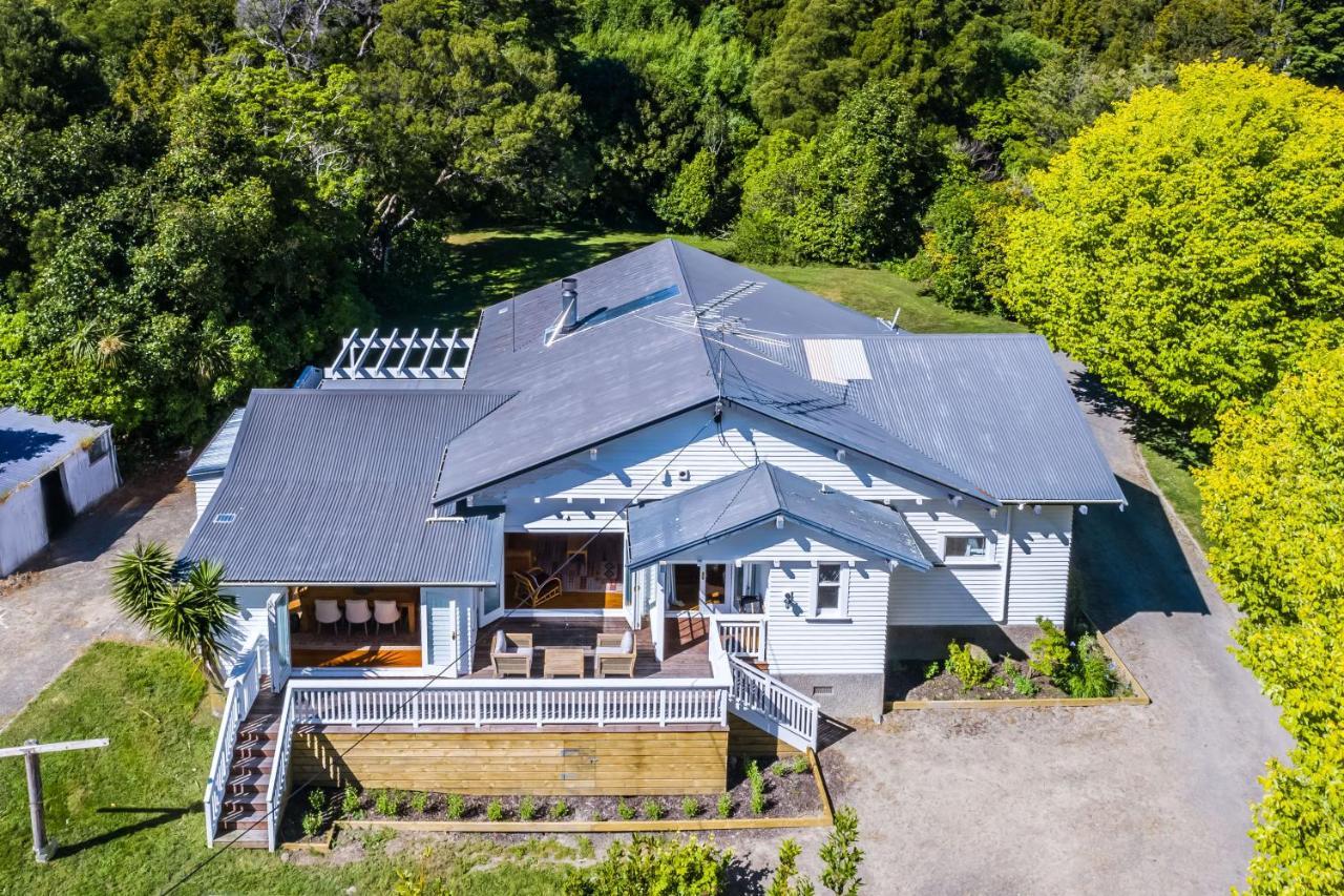The Forest House Pirinoa Exterior photo